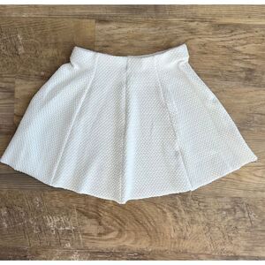 Aeropostale White Textured‎ Raw Hem Mini Skirt Size Small Y2K Festival Boho